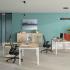 Bureaux individuels avec retour plateau mélaminé chêne fil pieds métal blanc, Fabrication Française, gamme Altaï - France Bureau
