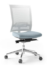 Si&egrave;ge de bureau Dusia, dossier r&eacute;sille blanc et assise bleue, pi&eacute;tement aluminium, vue de profil