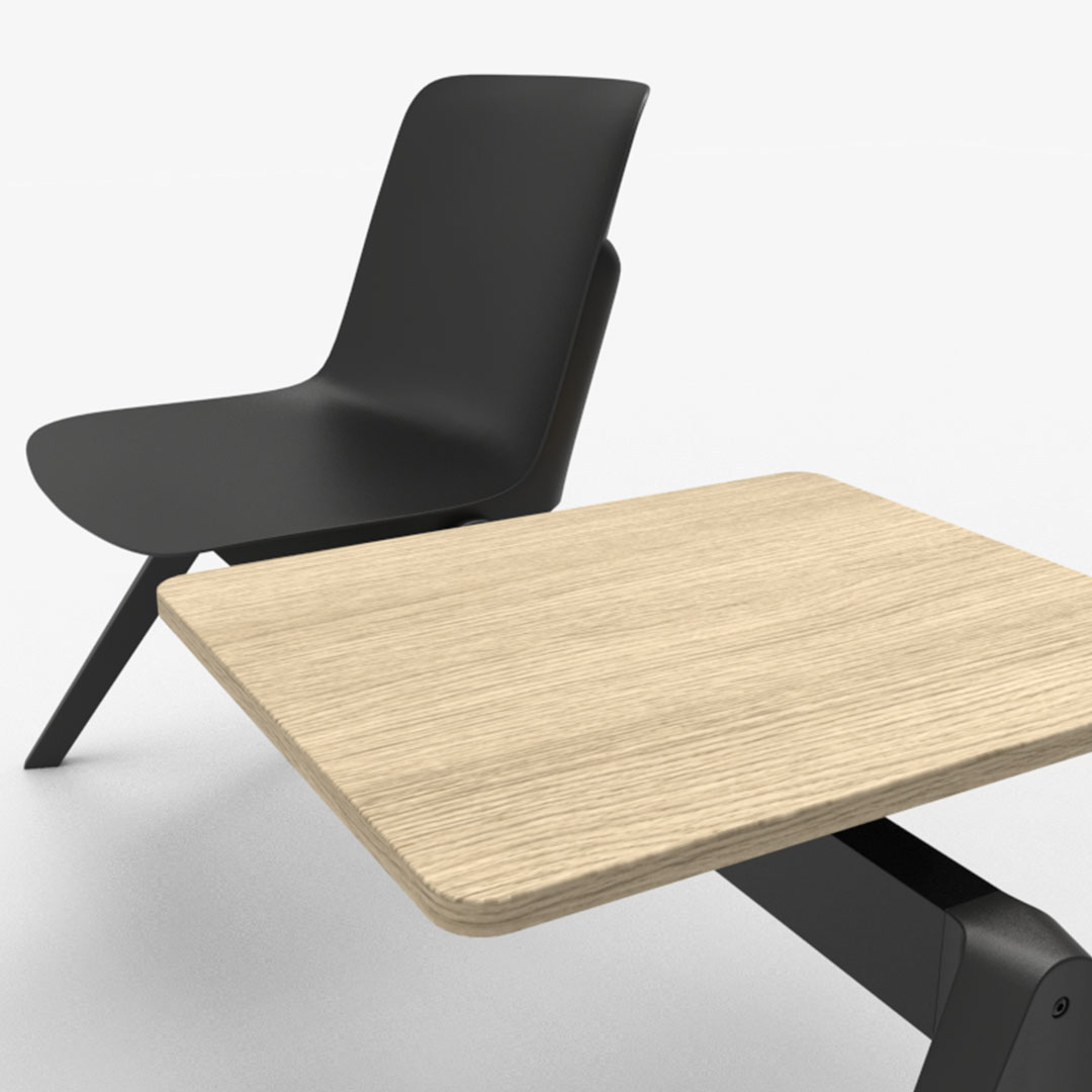 D&eacute;tail de la tablette &eacute;critoire en bois de la chaise Minho sur poutre, coque noire